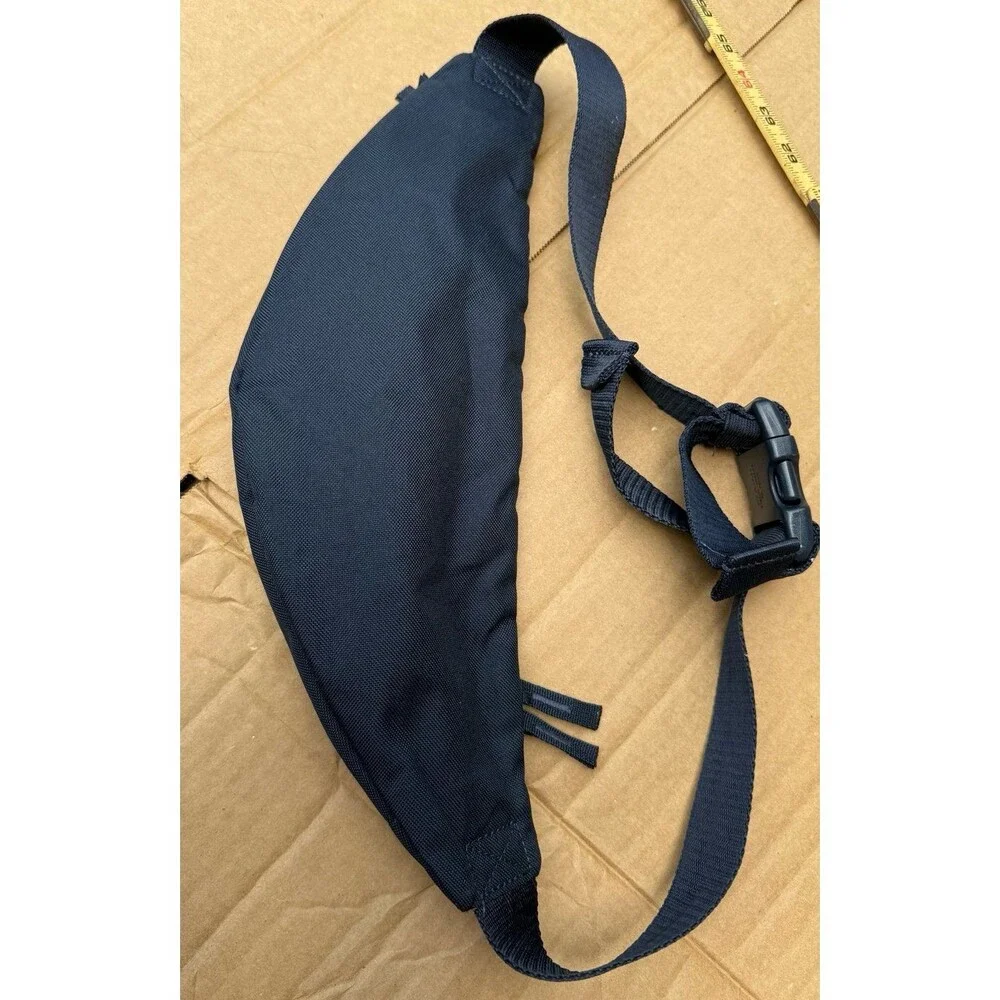 Nike Waist Pack. Navy.